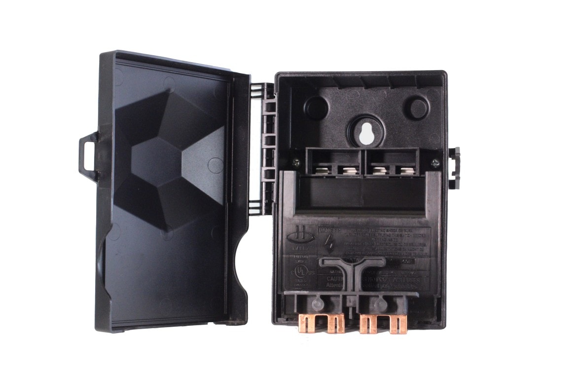 Electrical safety disconnect box
